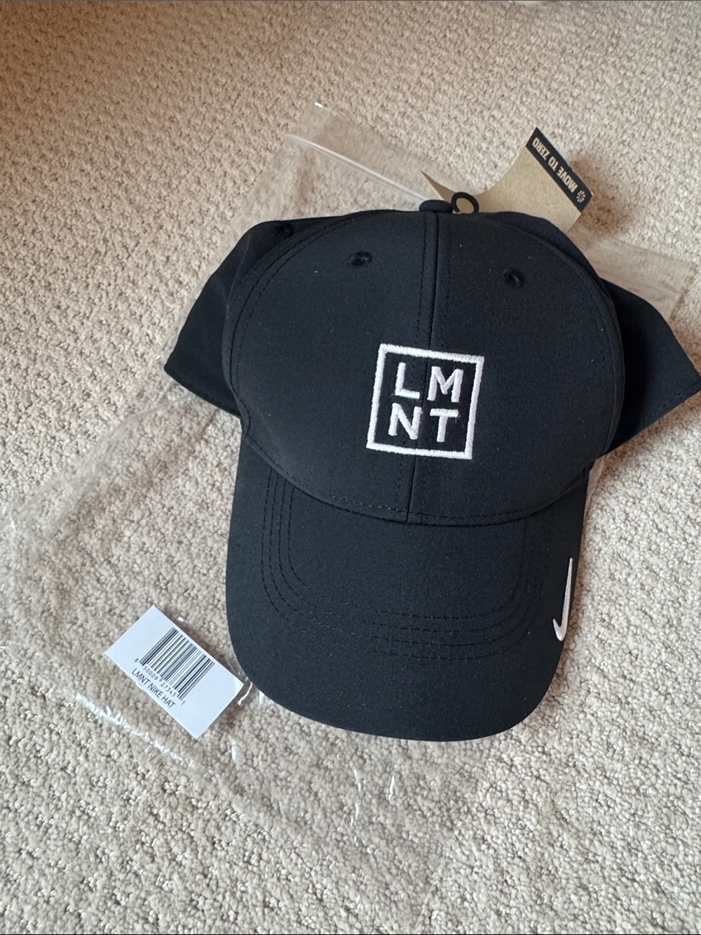 NWT Nike black unisex Golf SnapBack hat size M/L   LMNT/stay salty